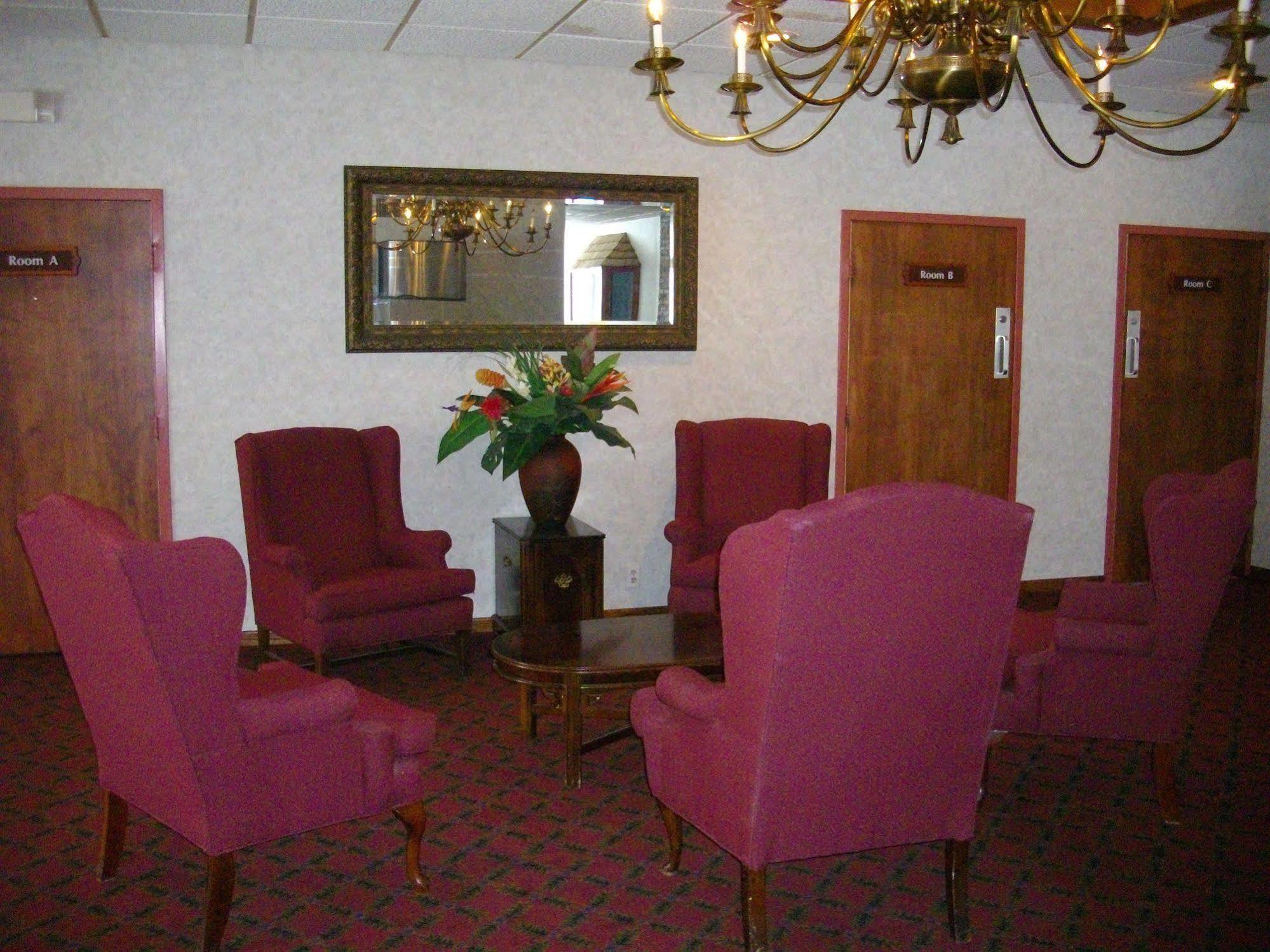 Macomb Inn Buitenkant foto